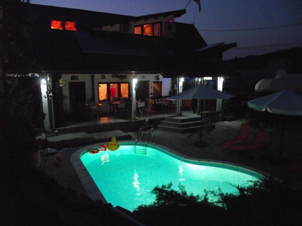 La Marele Moft Hotel Slănic Exterior foto