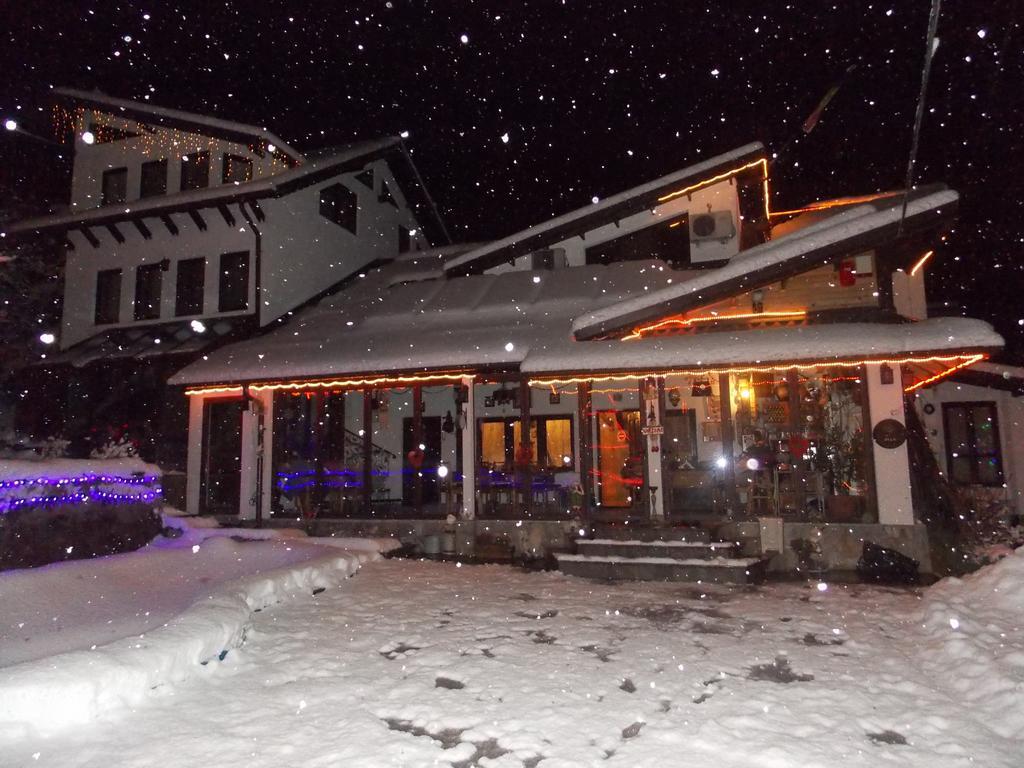 La Marele Moft Hotel Slănic Exterior foto